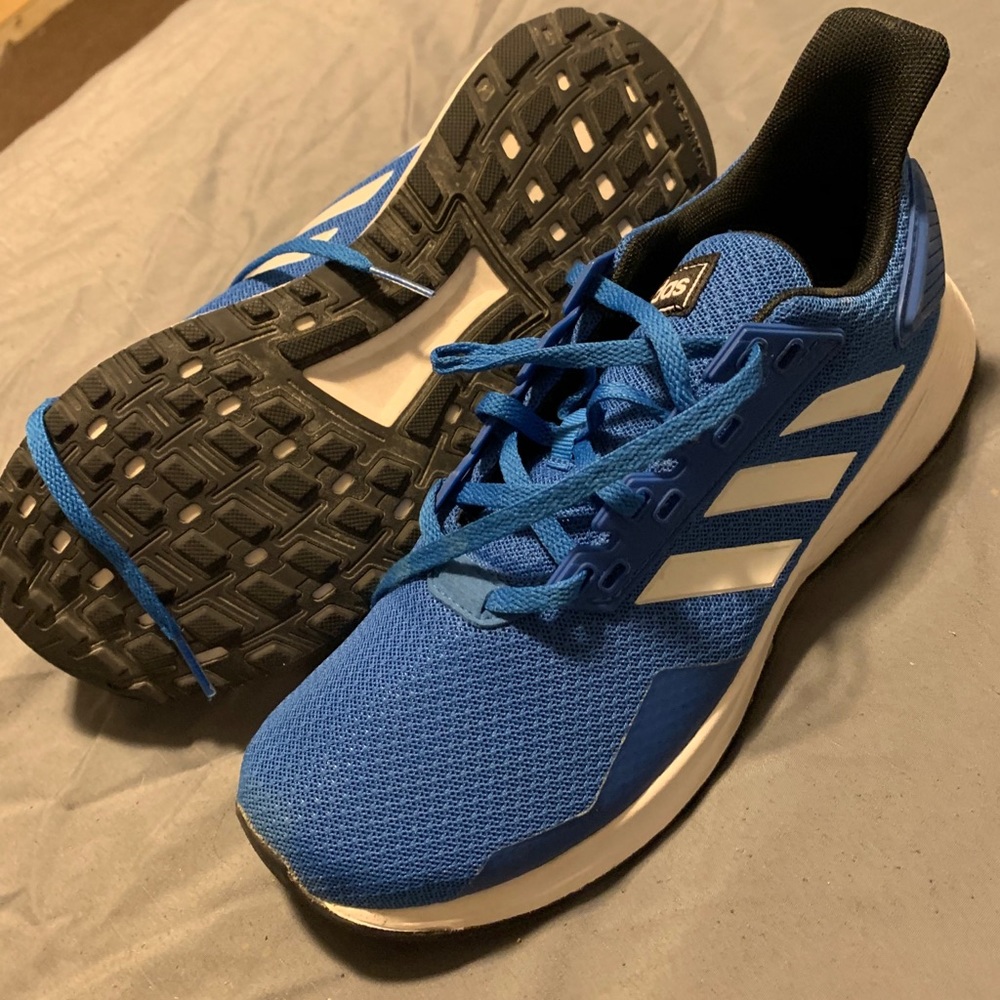 Boys Adidas tennis shoes